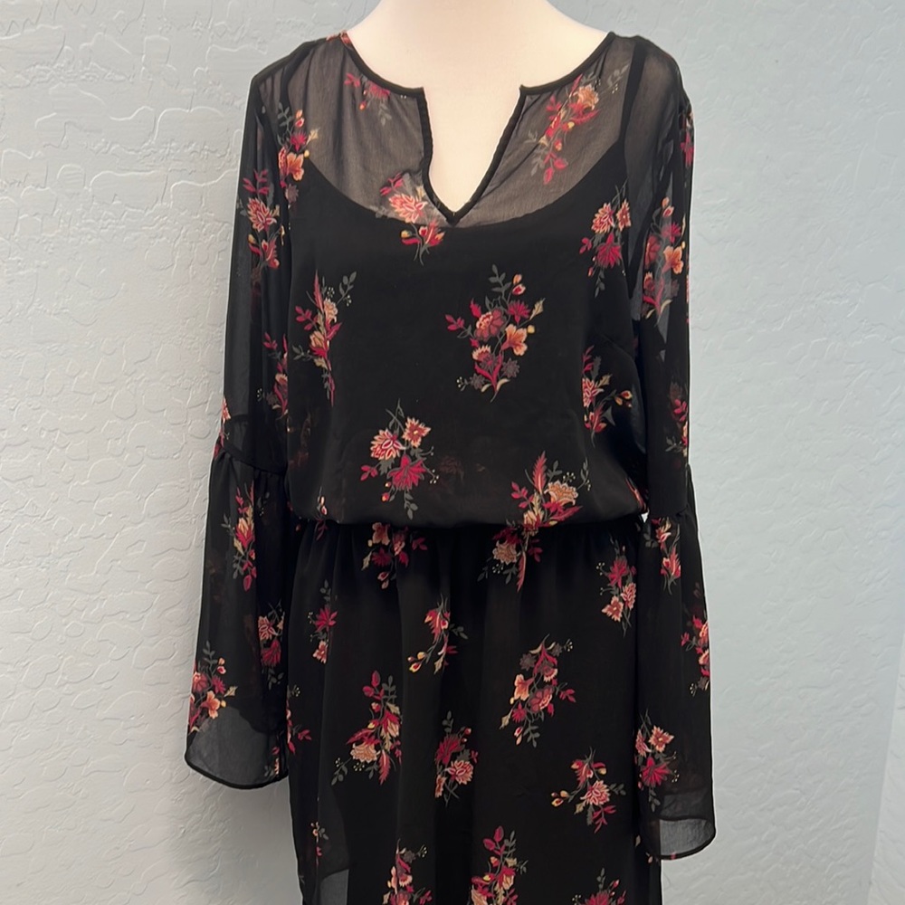 White House Black Market Dress Size M